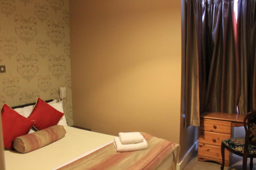 Skylark Guest House Hounslow Room photo