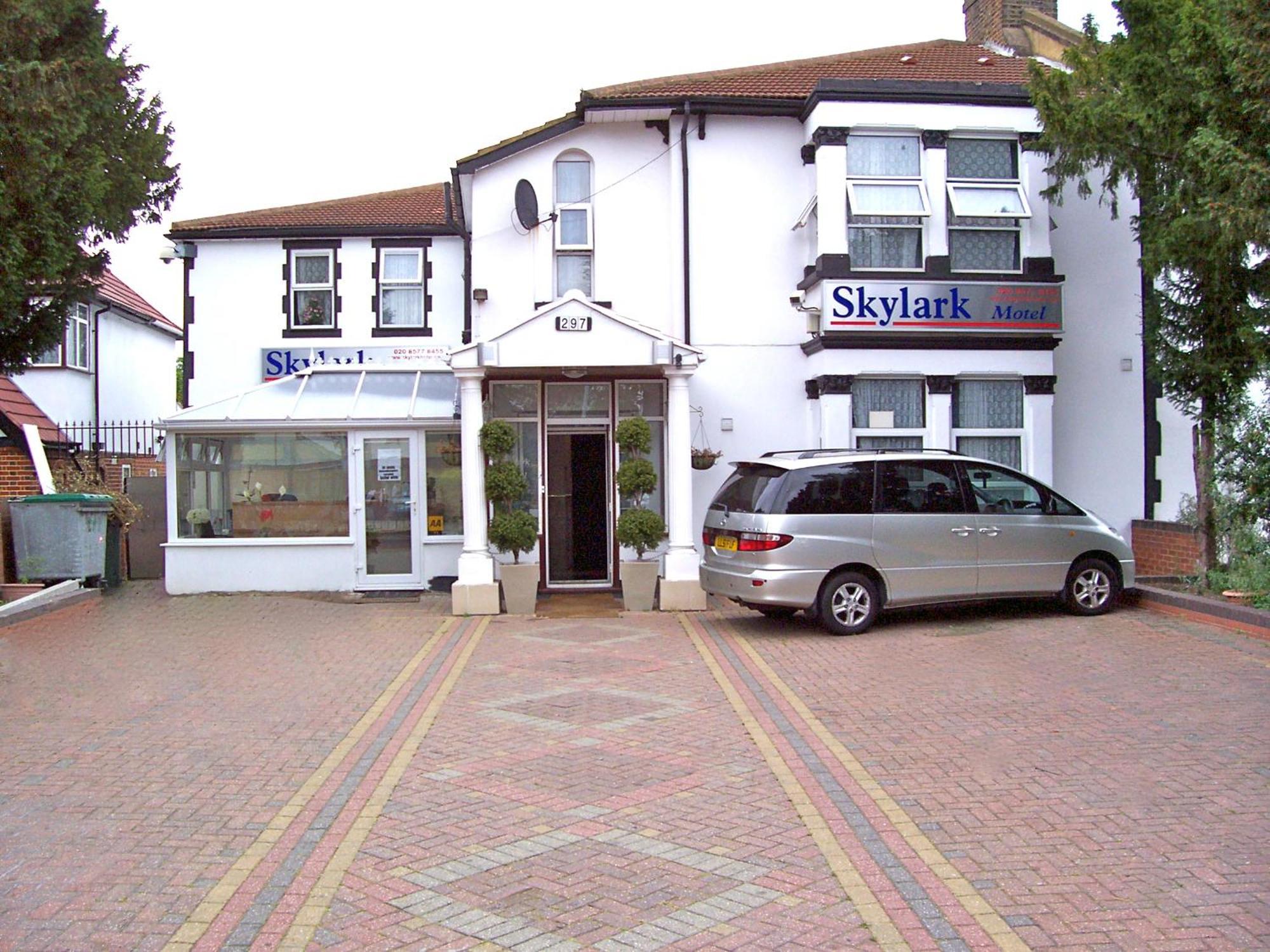 Skylark Guest House Hounslow Exterior photo