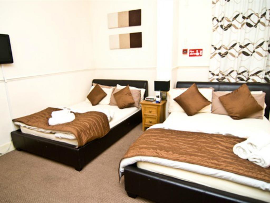 Skylark Guest House Hounslow Exterior photo