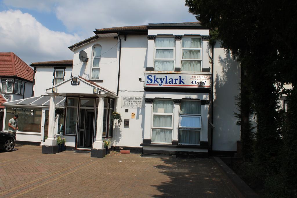 Skylark Guest House Hounslow Exterior photo